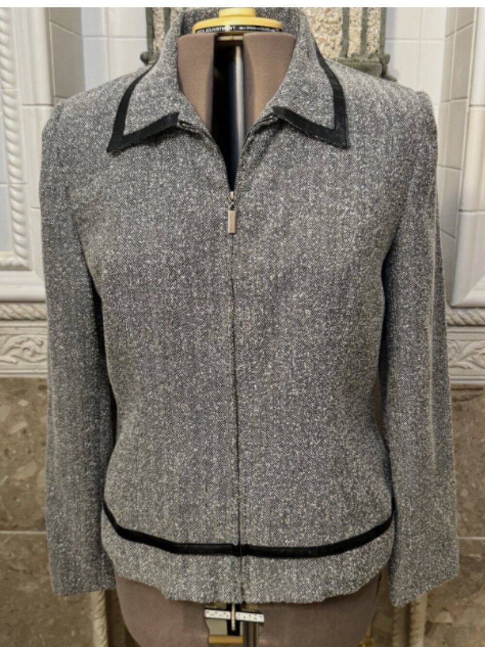 Sag Harbor. Size 14.  Gray herringbone lined zip long sleeve jacket. DB
